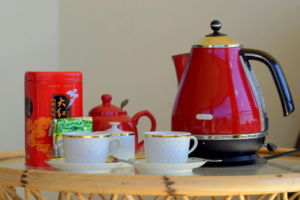 Electric Kettle As Best Gifts For Tea Lovers