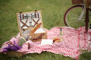 Picnic Basket As Birthday Gifts For Mom