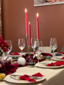 Candlelit Dinner As Valentine's Day Gifts For Husband