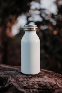 a white color water bottle as inexpensive gift for men