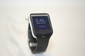 Smartwatches As Best Anniversary Gifts